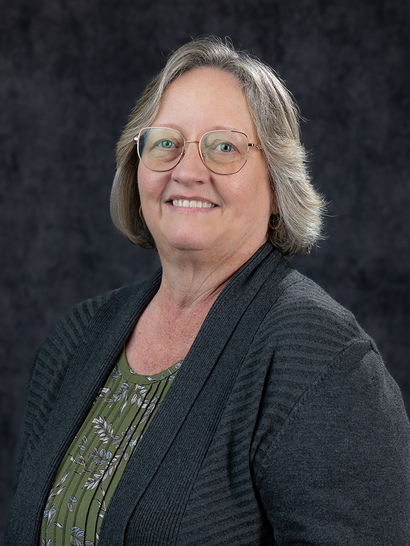 Laura Stanton, Accounting Manager at MMF Inc.